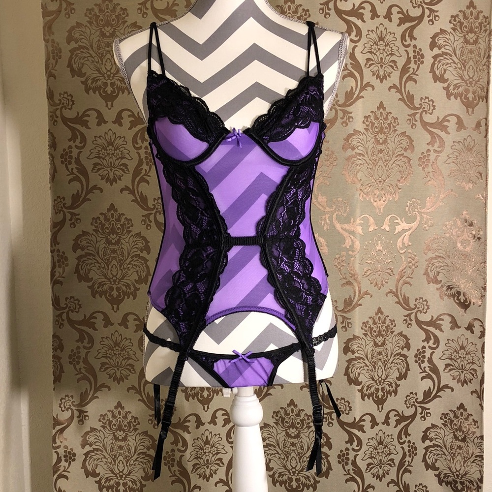 Purple and black flexible corset